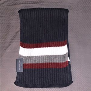 Tommy Hilfiger Scarf